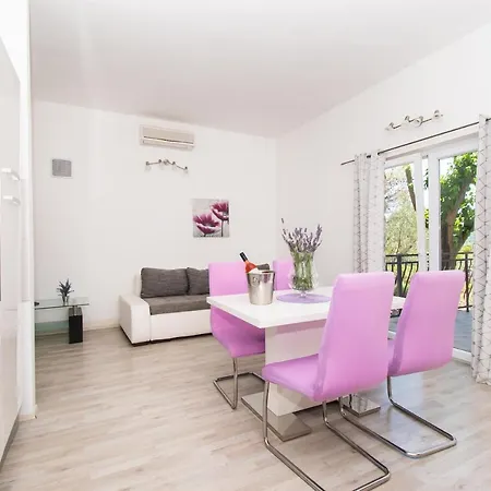 Magdalena Zaton (Sibenik-Knin)