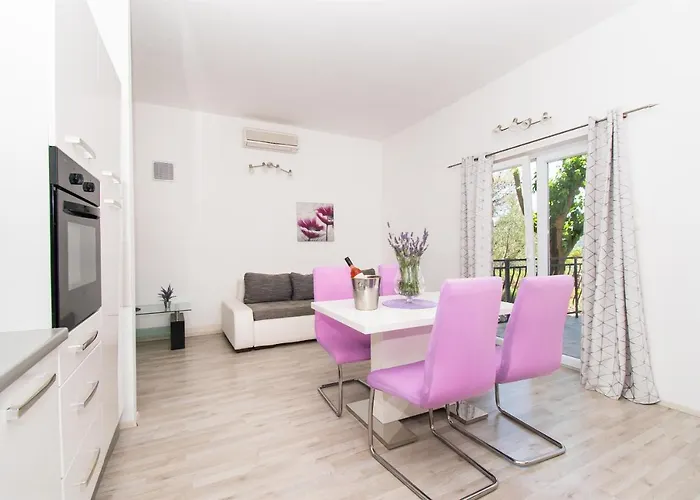 Magdalena Zaton (Sibenik-Knin)